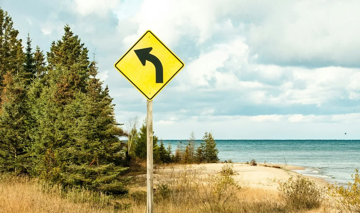Upskilling and reskilling: insights from books to move forward in your career
