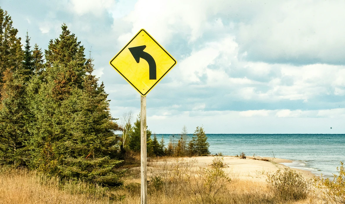 Upskilling and reskilling: insights from books to move forward in your career